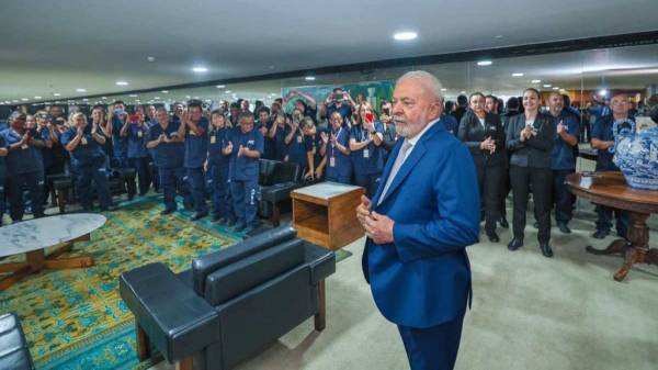 Lula Exonera Mais Militares Do Gabinete De Seguran A Institucional