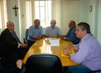 Diretores discutem no DI a viabilização do pagamento