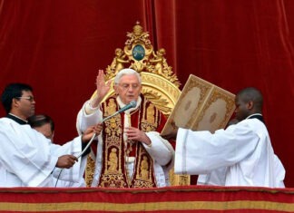 Papa pede em bênção a restituição da Paz Mundial/Foto: Vaticano