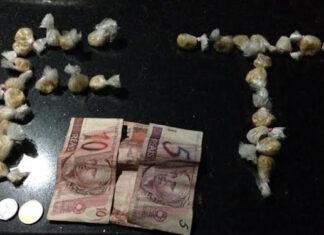 Droga e dinheiro apreendidos com estudantes/Foto: SSP