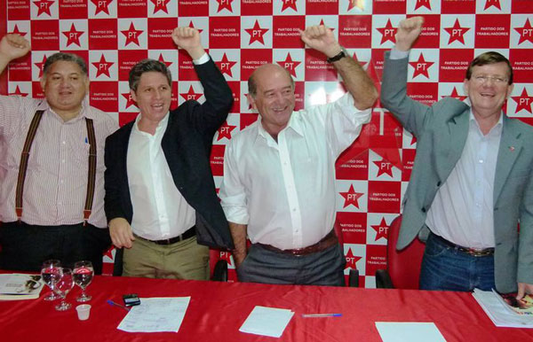 politica-pestistas-22-01-14 Waldemir José, José Ricardoe e Praciano, à frente do movimento/Foto: Divulgação
