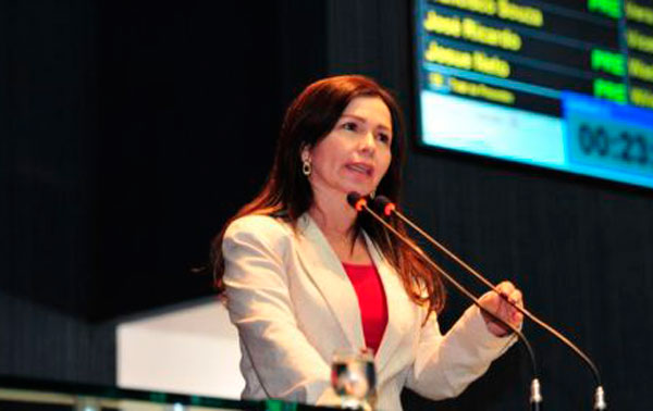 Deputada Conceição Sampaio, líder do PP na Aleam