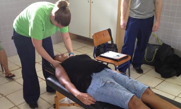 Tratamento através da Quiropraxia, em Manaus