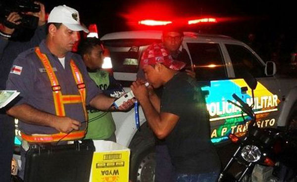 transito-detran-fiscaliza-2 Fiscalização 24 horas, no carnaval