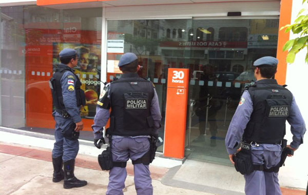 policia-chupa-cabra03-itau- Polícia descobre "chupa-cabra" em caixa eletrônico/Foto: Divulgação