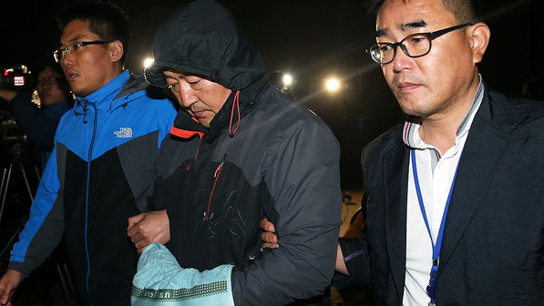 capitao-barco-coreano-Lee-Joon-Seok-01-size-598