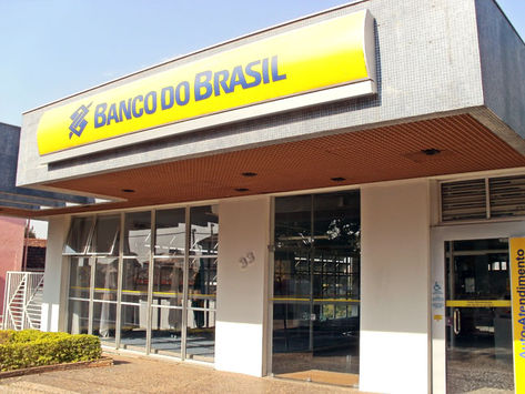 ancos sem expedientes nos dias 18 e 21