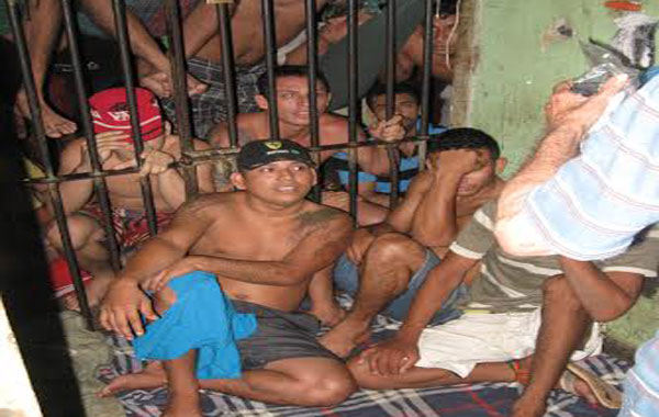 Situação no presídio, em Iranduba