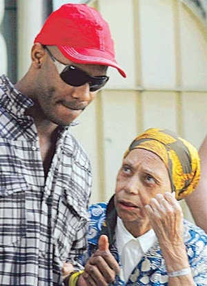 Morre mulher de Jamelão