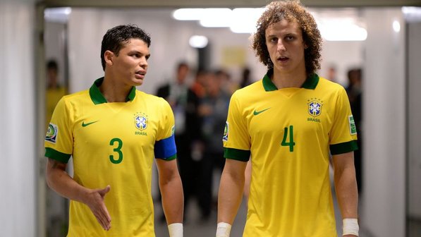 Seleção da FIFA tem dois brasileiros