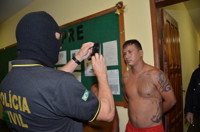 Polícia deflagra operação, em manaus