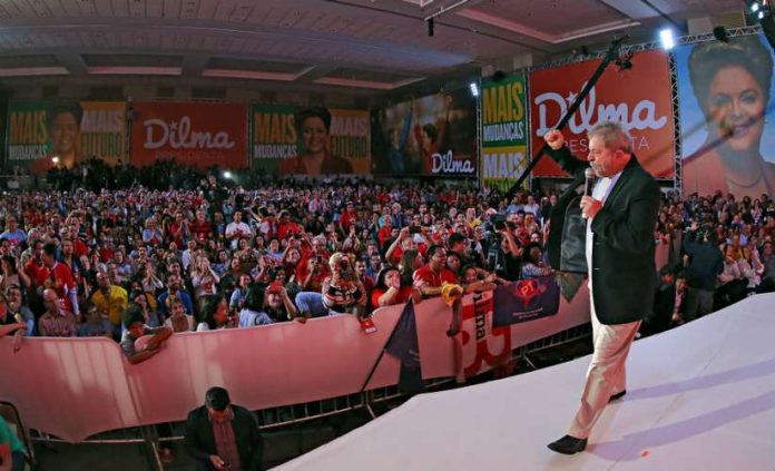 Na convenção do PT ensina defesa