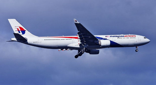 Malaysia-Airlines-plane-Facebook