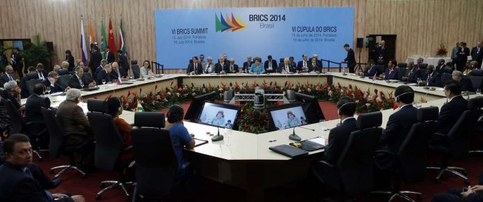 Brasil abre mão da prisidência do Banco