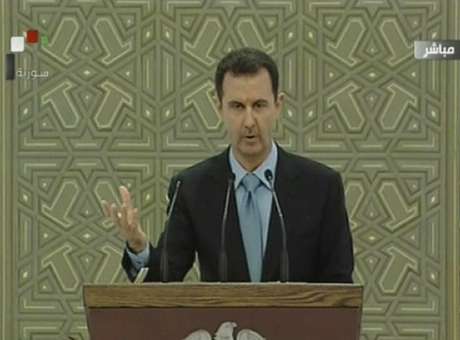 Bashar Al-Assad toma posse em meio a guerra na Síria