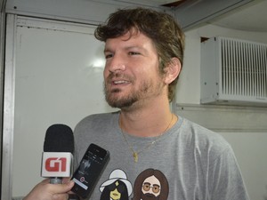 Avião colide com pássaro antes de pousar em Belém