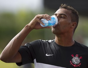 Ex-Vasco Helton perto de acertar com o Flamengo