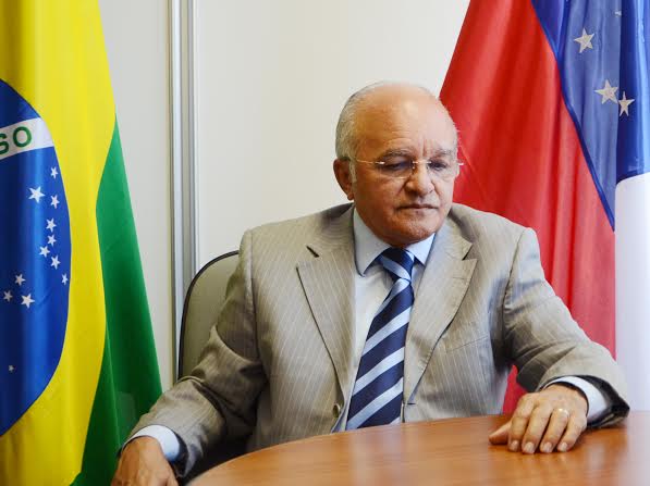 Governador do AM decreta luto oficial pela morte de Eduardo Campos