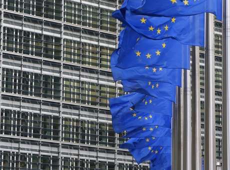UE prepara reunião de emergência para outubro