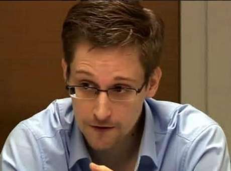 Snowden autorizado a ficar mais 3 anos na Rússia