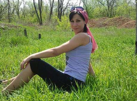 Mulher trai marido na noited e núpcias, e morre queimada