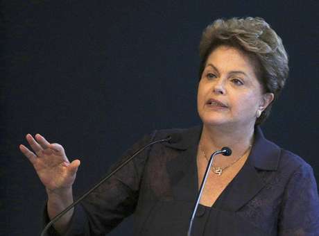 Dilma lidera menções em redes sociais