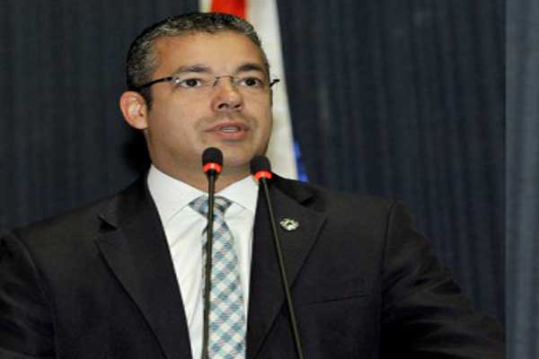 Josué Neto aborda críticas feitas à Assembleia Legislativa