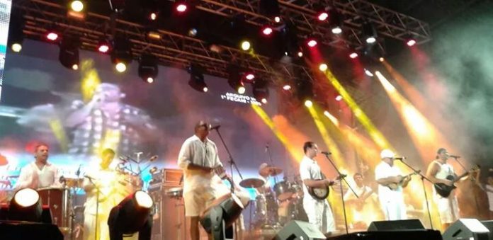 Depois do sucesso do Retro-90, Ases volta ao Sambaqui