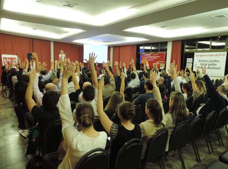Bancários não aceitam proposta e entram em greve na terça(30)