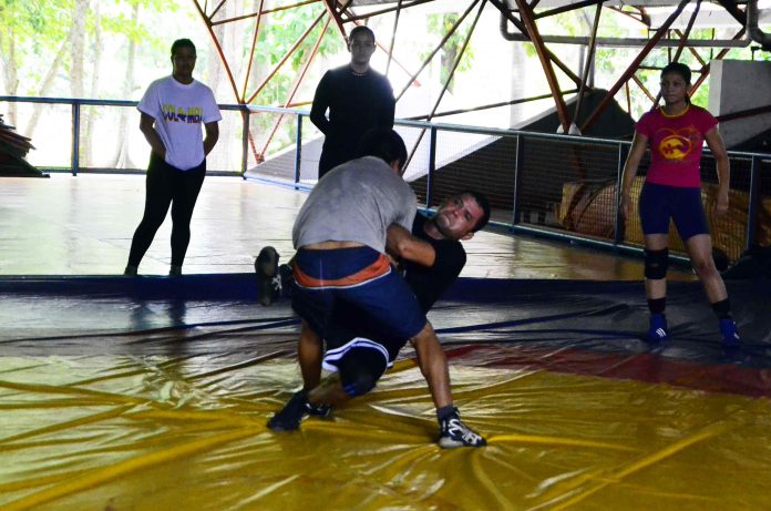 Amazonenses defendem o Brasil no Sul-Americano de Luta Olímpica, no Peru