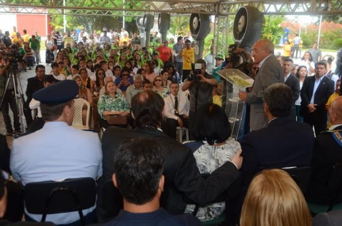 José Melo abre Semaans da Pátria e do Amazonas