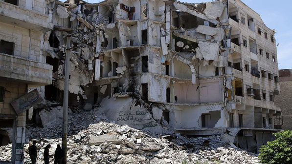 Bombardeios dos EUA deixam pelo mmenos 58 mortos na Síria
