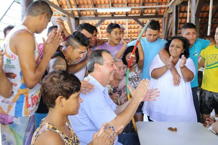 Omar visita Rio preto e diz que lá fez a 'obra da sua vida'