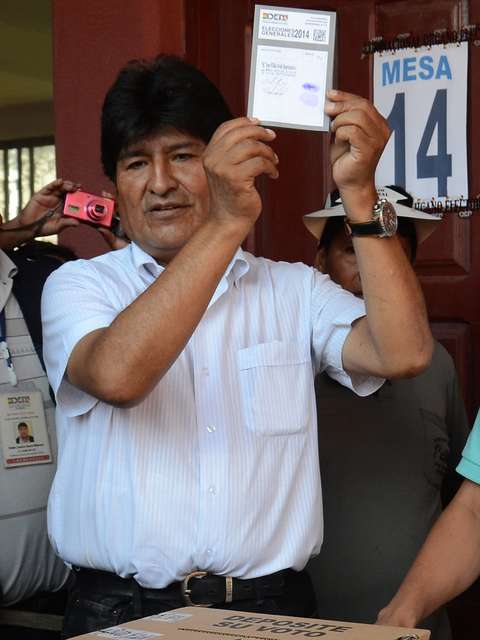 Morales vence eleições na Bolívia e vai para o terceiro mandato
