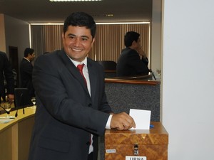 TO: Vereador ferido em acidente na BR-153 passa por cirurgia, em Goiás