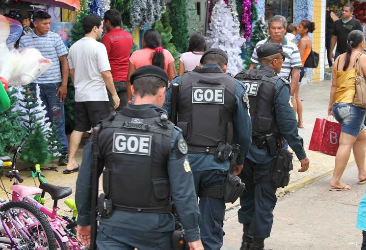 Operação combate comércio informal irregular no Centro Histórico de Manaus