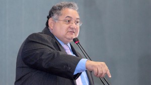 Comissões da CMM discutem, em Audiência Pública, PCCS dos enfermeiros municipais