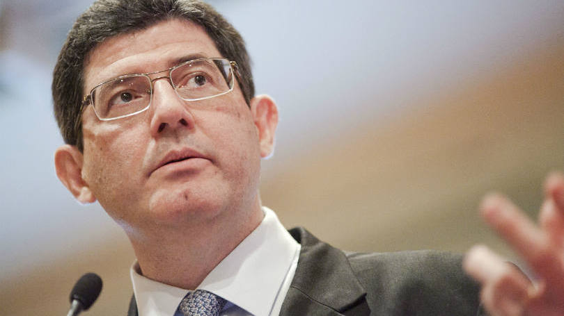 Joaquim Levy vai ao Congresso e LDO pode ser votada amanhã(16)