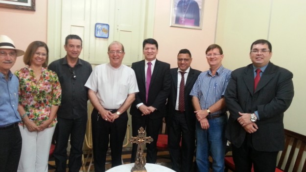 Reforma política é assunto de reunião da OAB-Am com arcebispo de Manaus