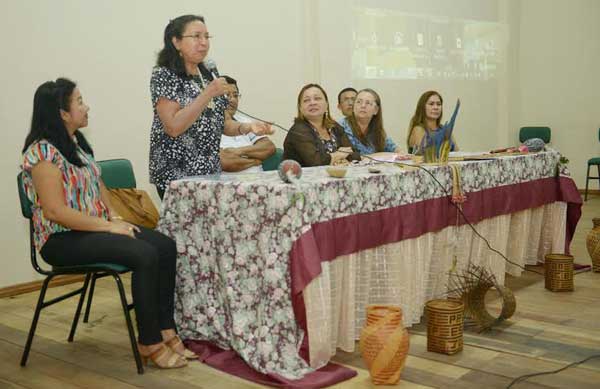 politica-educacao-indigena-