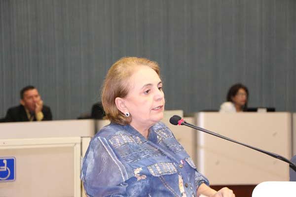 politica-educacao-truiz-10-