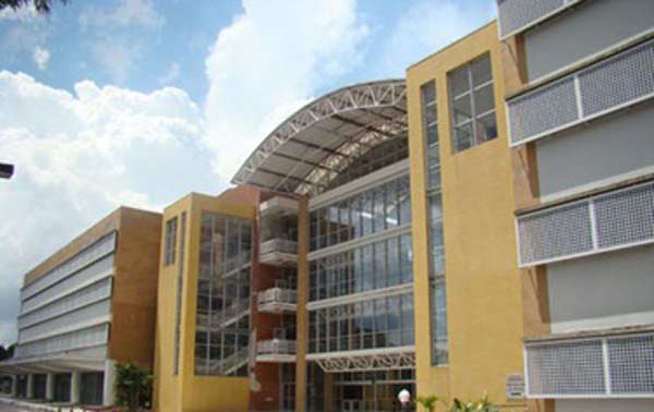 politica-sede-unip-manaus-1