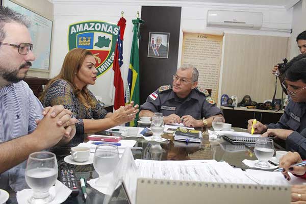 cidade-reuniao-oreni-james-