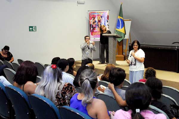 politica-conferencia-regina