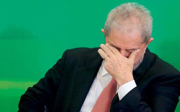politica-lula-exonerado-12-