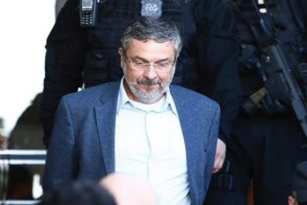 politica-palocci-indiciado