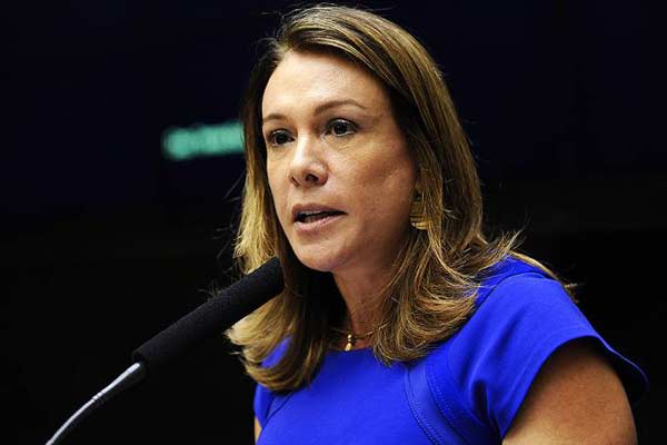 politica-tereza-surita-boa