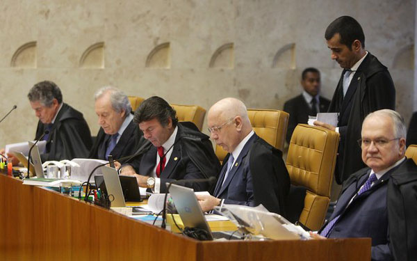 politica-stf-mantem-renan-s