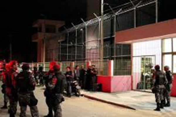 cidade-rebeliao-compaj-02-0