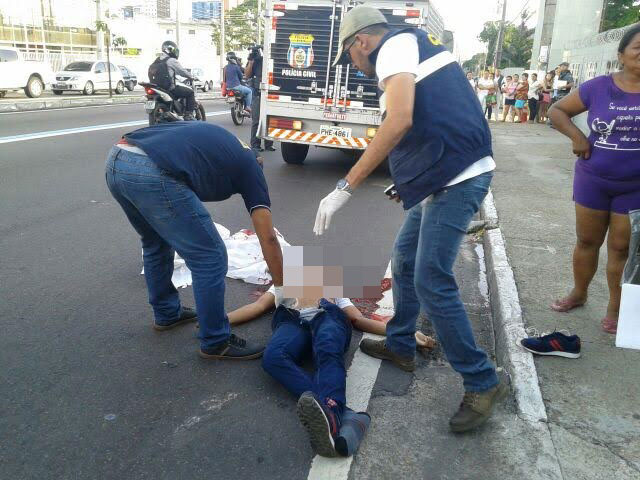 policia-adolescente-02-atro